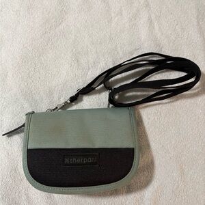 Sherpani Sage and Black Crossbody Bag